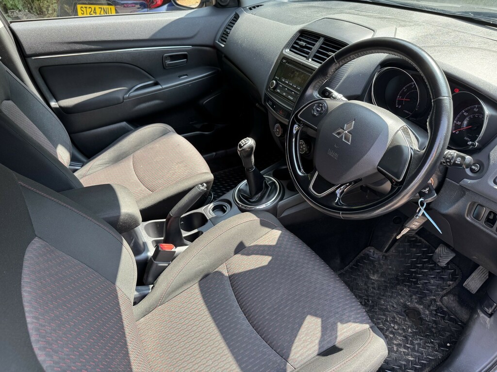 Mitsubishi ASX 2.2 4 4Wd Red #18