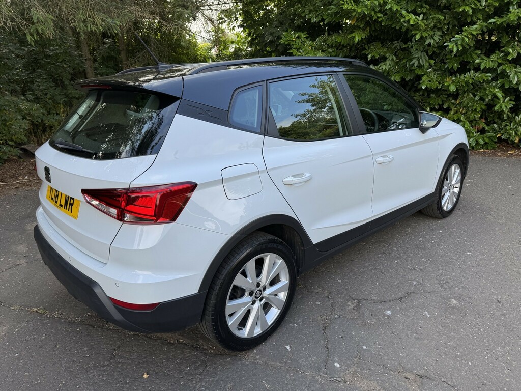 Seat Arona Suv 1.0 Tsi Se Technology 201818 White #4