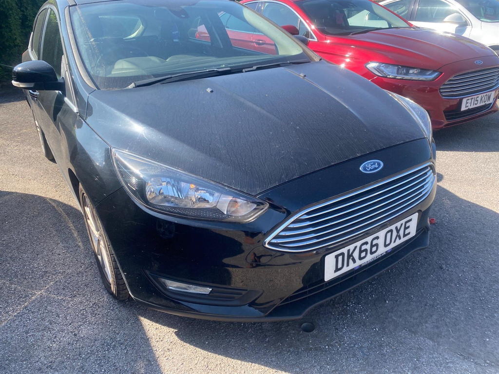 Ford Focus 1.0T Ecoboost Zetec Euro 6 Ss Black