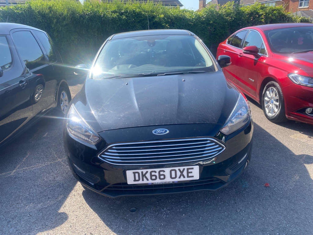 Ford Focus 1.0T Ecoboost Zetec Euro 6 Ss Black #2