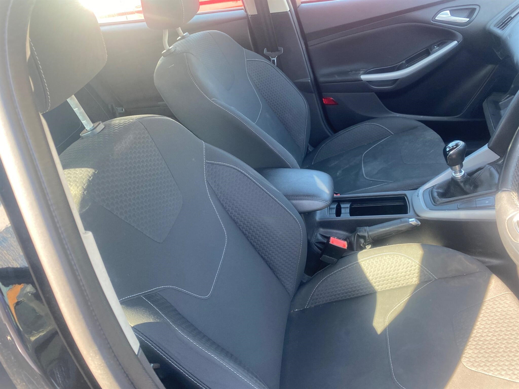Ford Focus 1.0T Ecoboost Zetec Euro 6 Ss Black #5