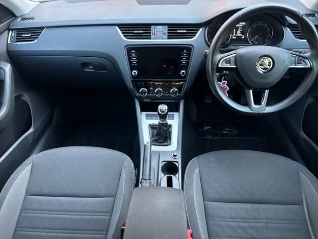 Skoda Octavia 1.0 Tsi Gpf Se Technology Hatchback Man GL19UXX Beige #6