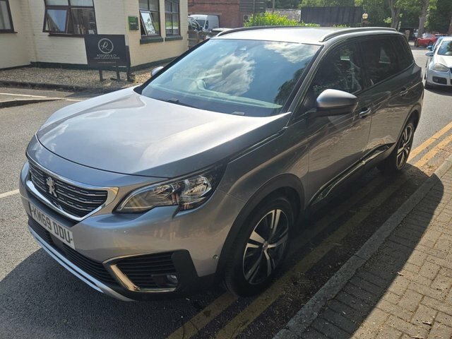 Peugeot 5008 1.2 Puretech Allure Suv Euro 6 KM69DDU Grey #2