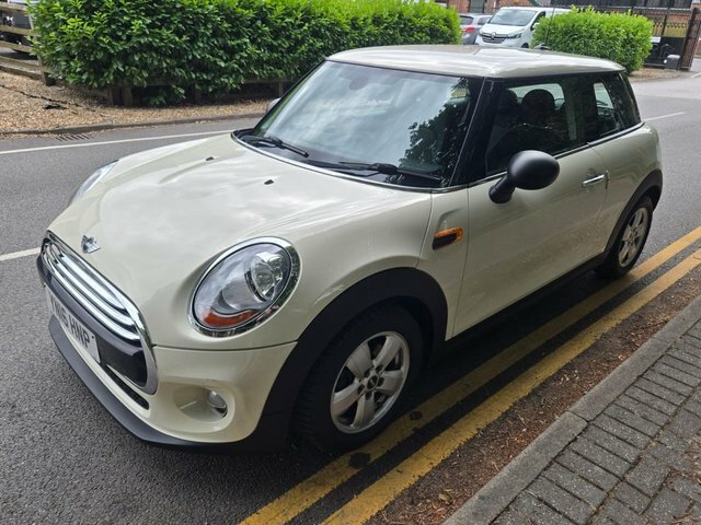 Mini Hatch 1.5 Cooper Hatchback Euro 6 S S White #2