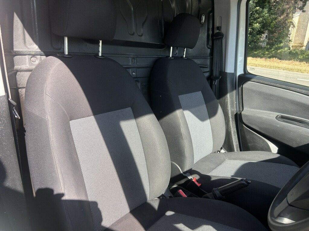Fiat Doblo Fiat Doblo Maxi 2013 1.6 Multijet White #10
