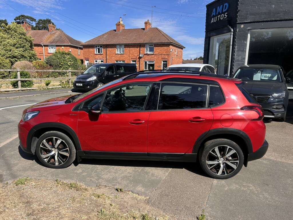 Peugeot 2008 1.6 Bluehdi Gt Line Red #2