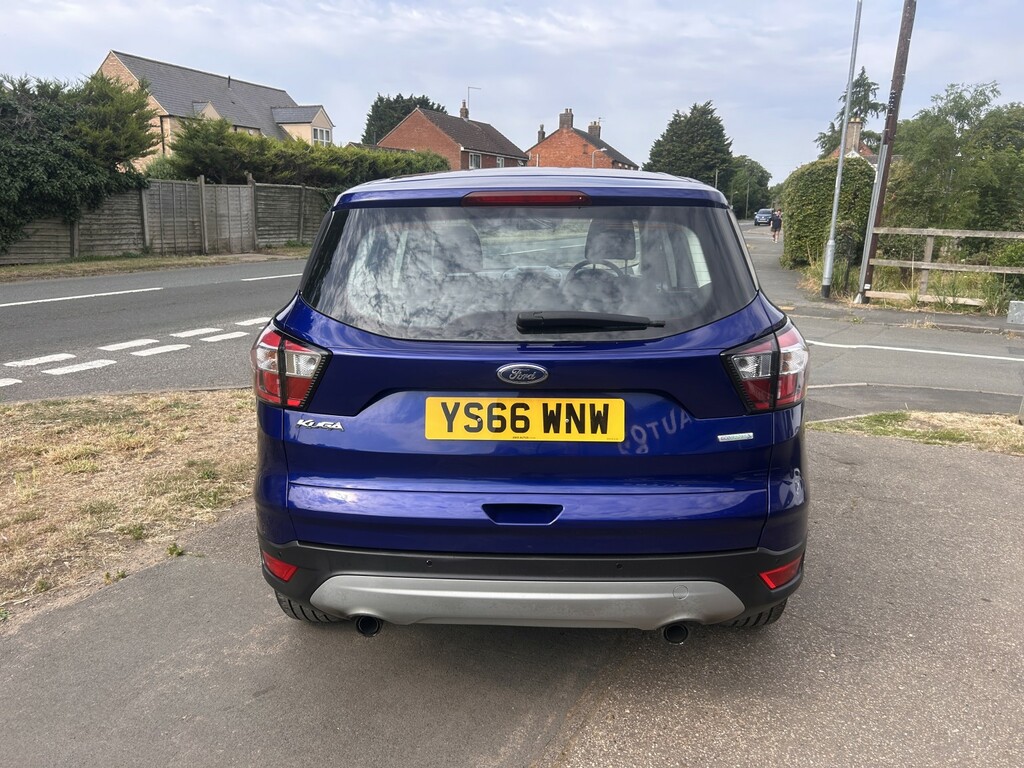 Ford Kuga 1.5 T Ecoboost Zetec Blue #4