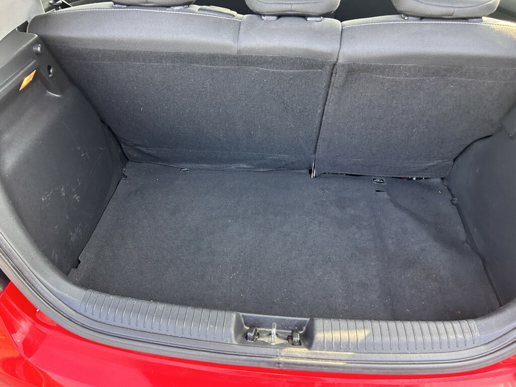 Hyundai I20 Active Red #17