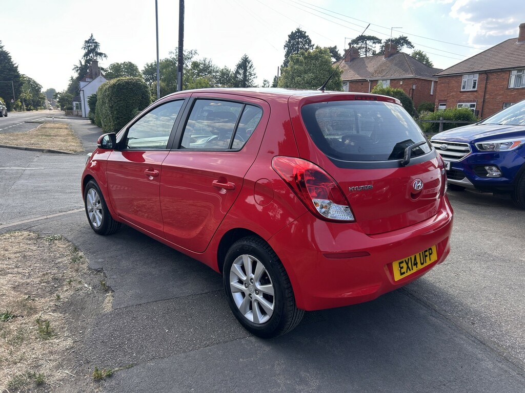 Hyundai I20 1.2 Active Red #3