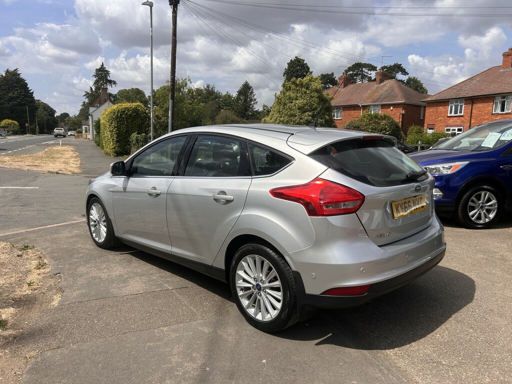 Ford Focus Hatchback 1.0 T Ecoboost Titanium X 2016 Silver #3