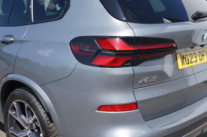 BMW X5 Xdrive40d Mht M Sport Techpro Pack 202 Black #38