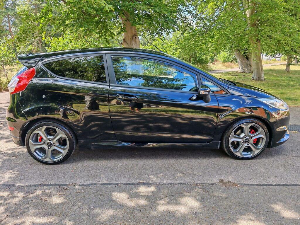Ford Fiesta Hatchback 1.6T Ecoboost St-3 Euro 6 201717 WM17FVY Black #3