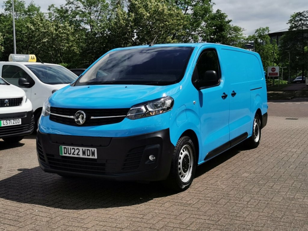 Vauxhall Vivaro Mpv Blue #3