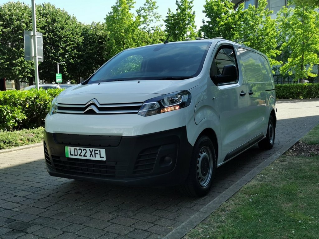 Citroen Dispatch Mpv White #3