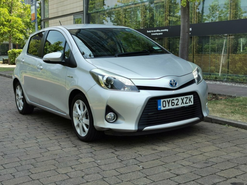 Toyota Yaris 1.5L T Spirit Silver