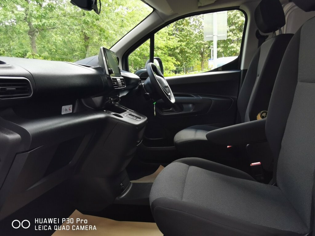 Peugeot E-Partner Mpv Grey #16