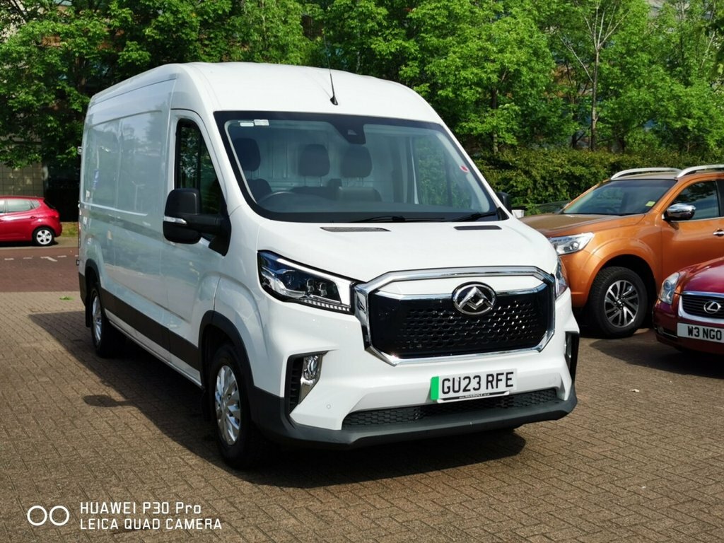 Maxus eDeliver 9 Mpv White