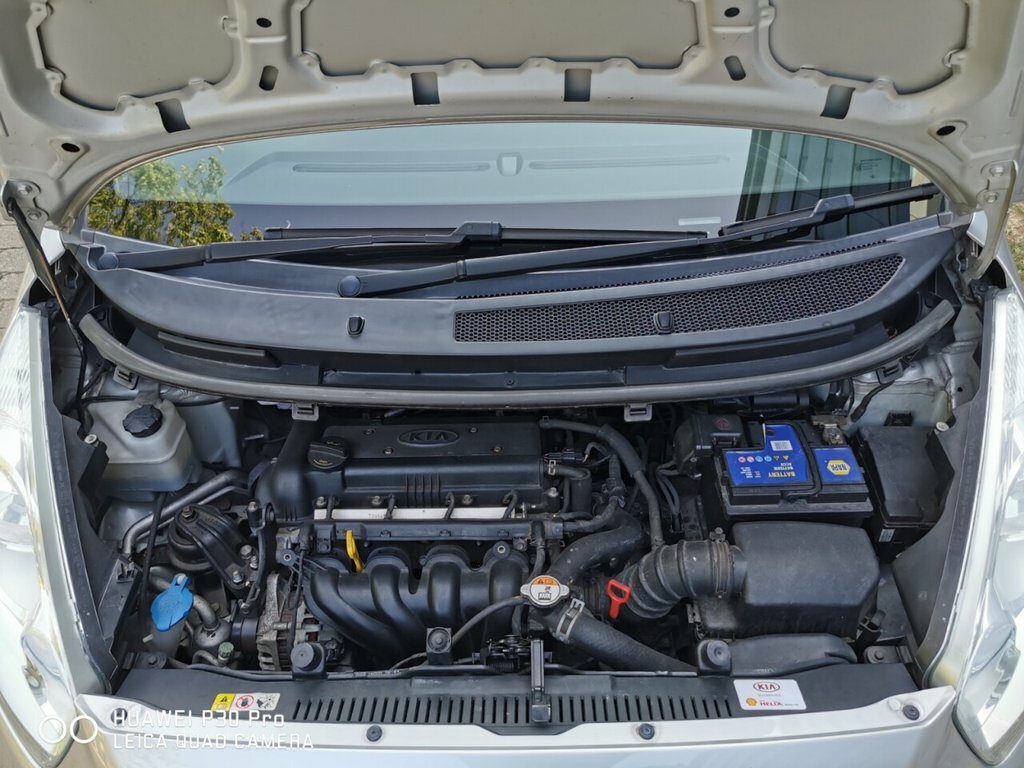 Kia Venga 1.6 3 Silver #7