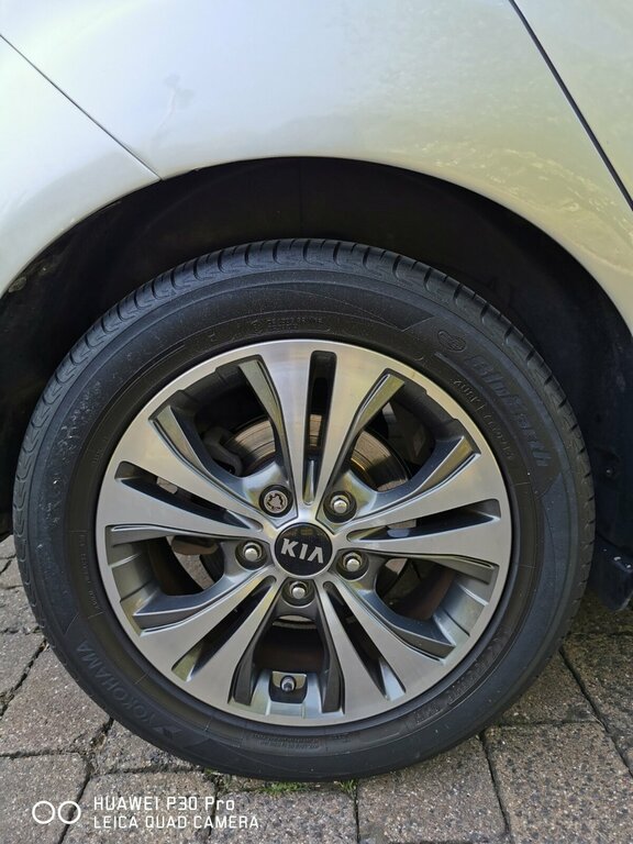 Kia Venga 1.6L 2 Silver #5