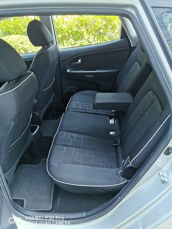 Kia Venga 1.6 3 Silver #10