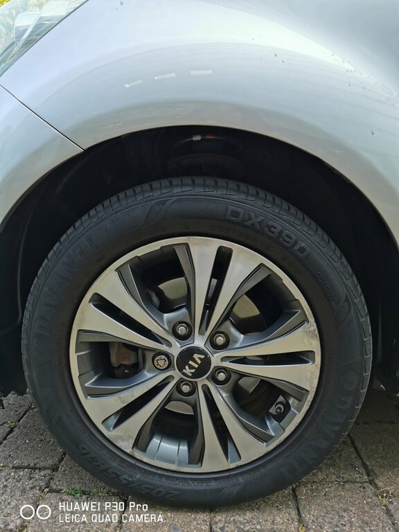 Kia Venga 1.6L 2 Silver #2