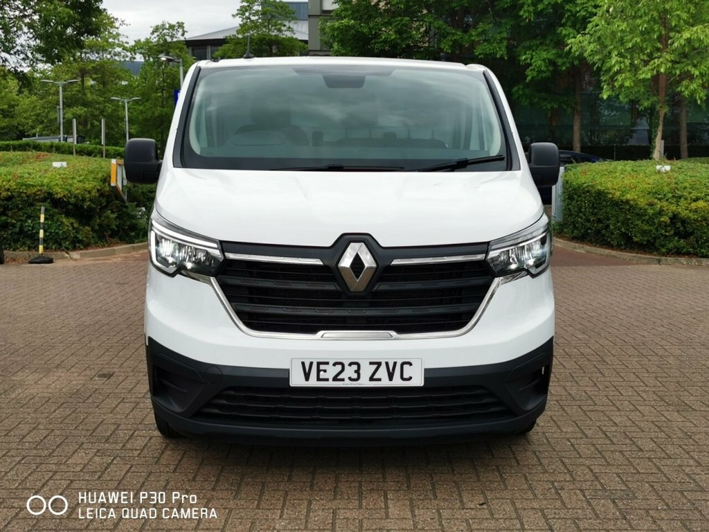 Renault Trafic 2L Start White #2