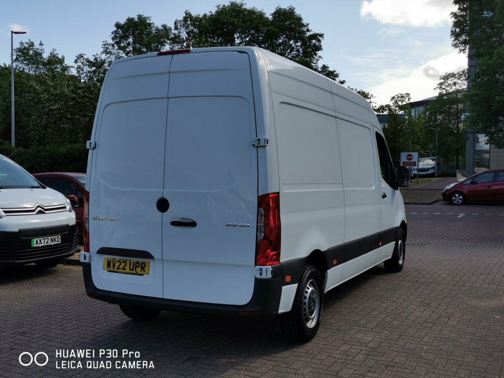Mercedes-Benz Sprinter 3.5T H2 Progressive Van White #7