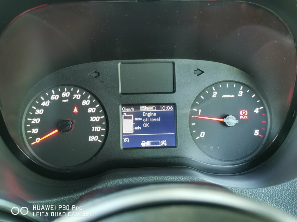 Mercedes-Benz Sprinter 3.5T H2 Progressive Van White #15
