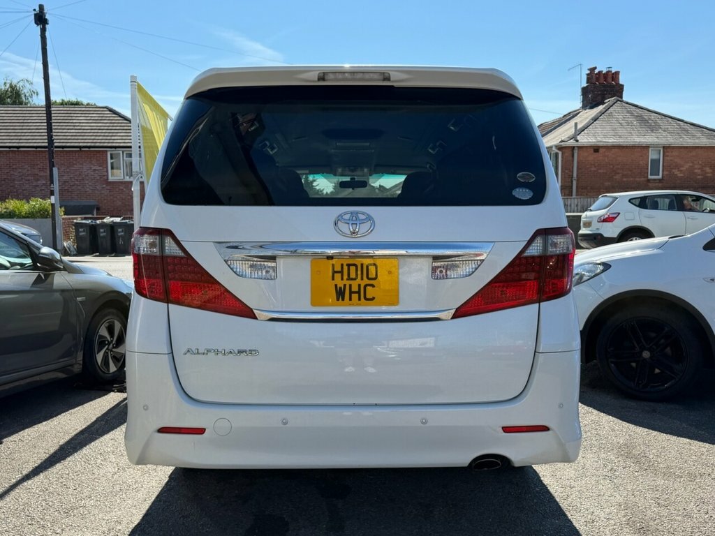 Toyota Alphard Mpv HD10WHC White #5