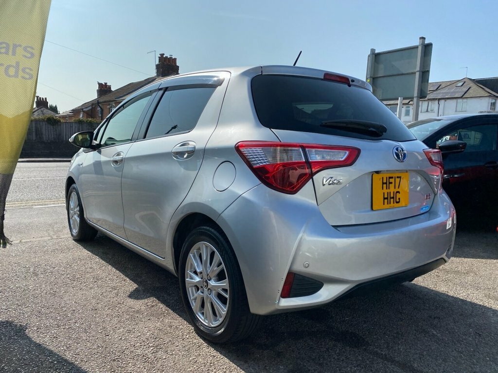 Toyota Yaris Hatchback HF17HHG Silver #6
