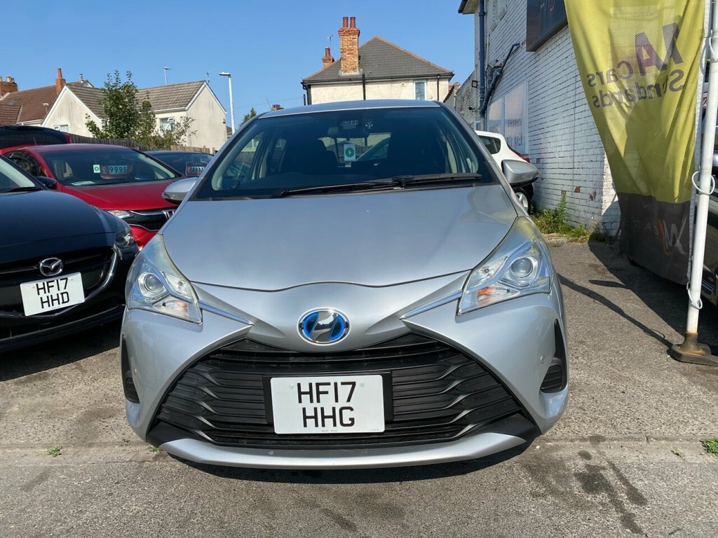 Toyota Yaris Hatchback HF17HHG Silver #2