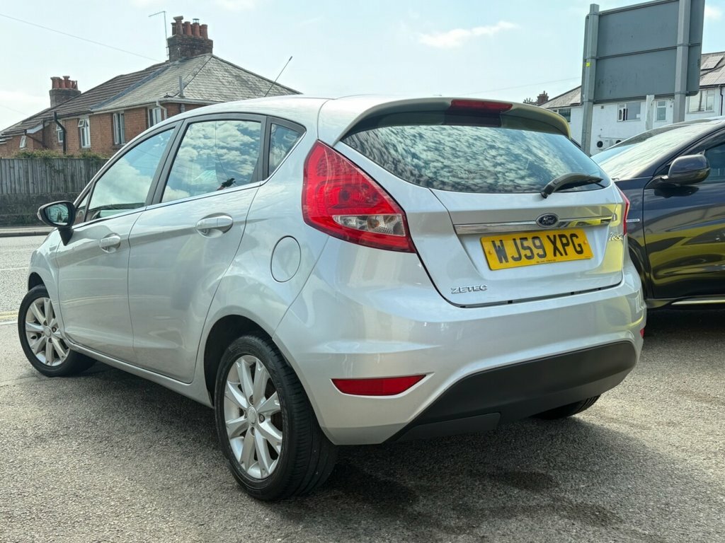 Ford Fiesta 1.3L Zetec WJ59XPG Silver #4