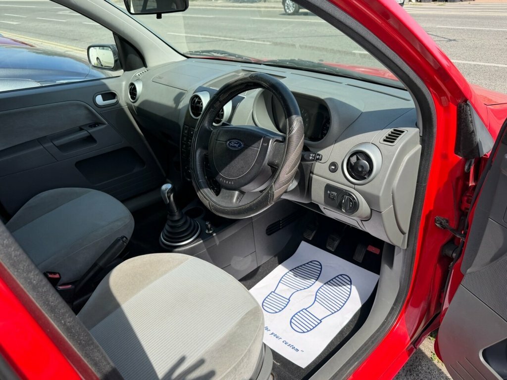 Ford Fusion 1.4 Automatic  #11