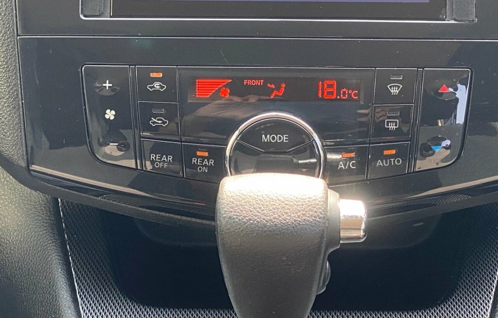Nissan Serena 2013 Model 8 White #22