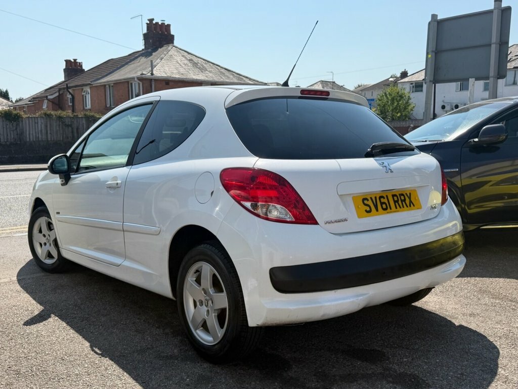 Peugeot 207 1.4L Sportium White #6
