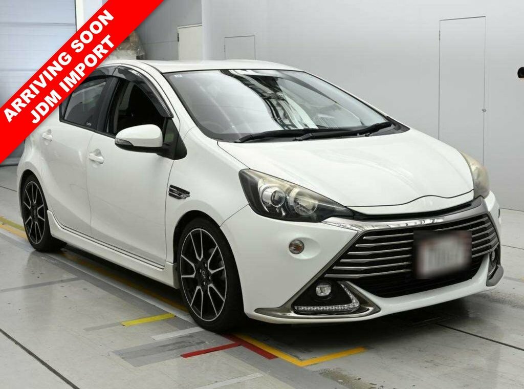Toyota Aqua Hatchback  #1