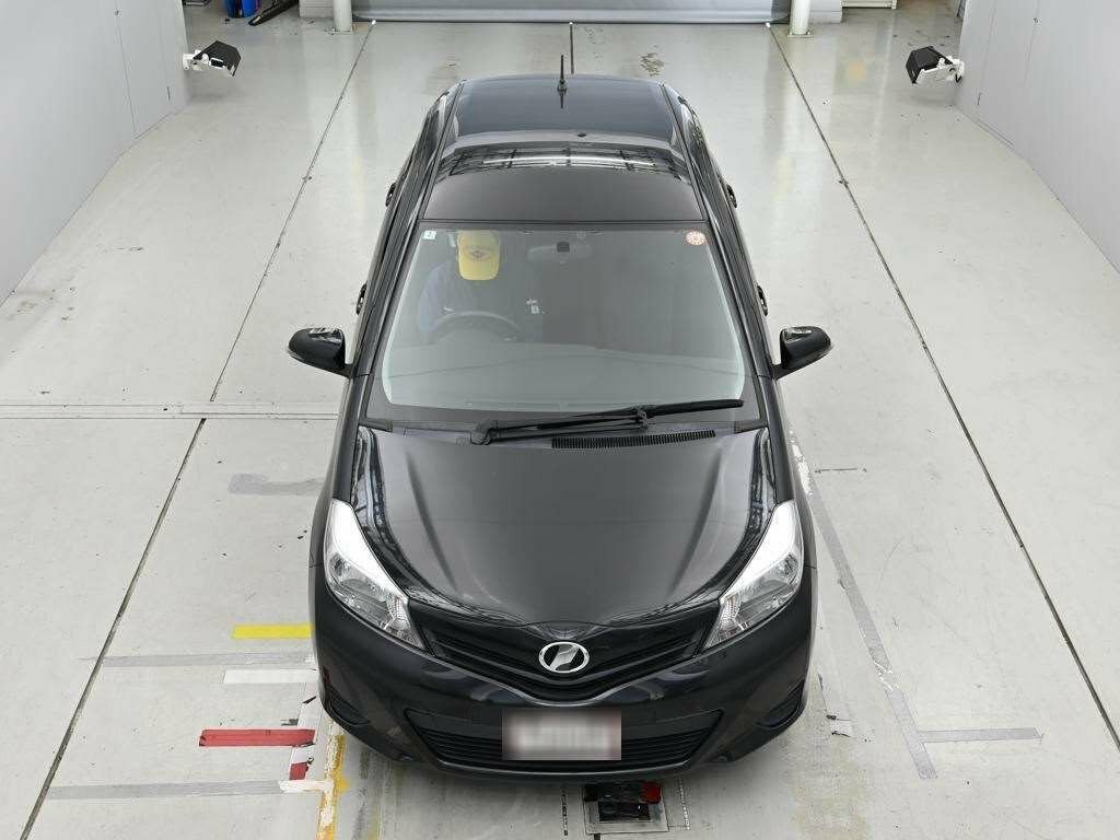 Toyota Vitz Hatchback Black #2