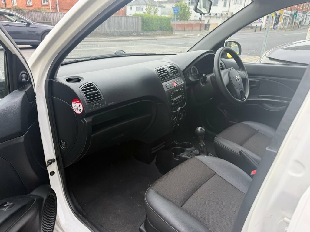 Kia Picanto 1L 1 White #4