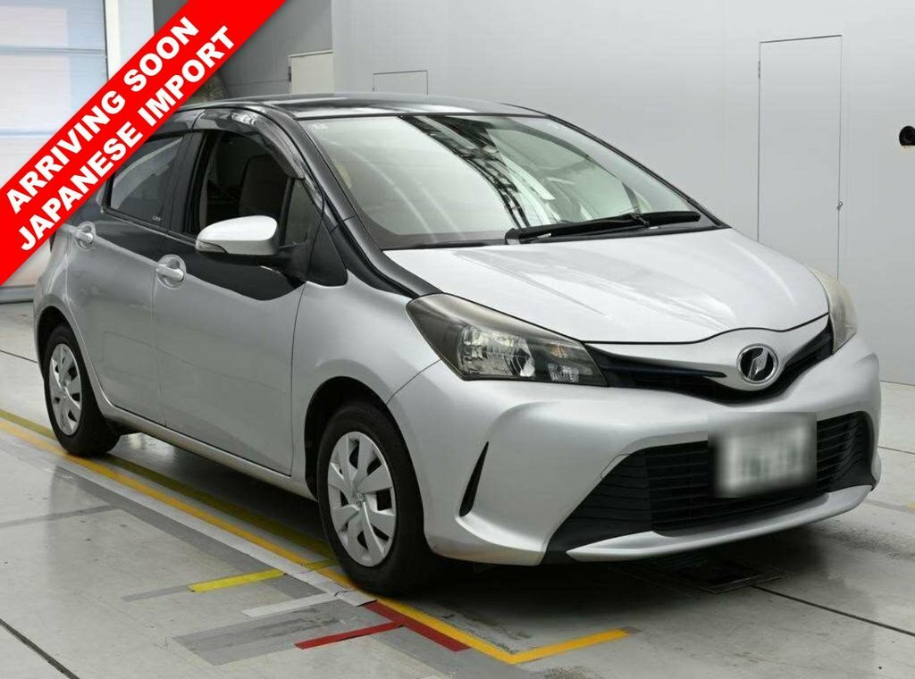 Toyota Vitz Hatchback Silver