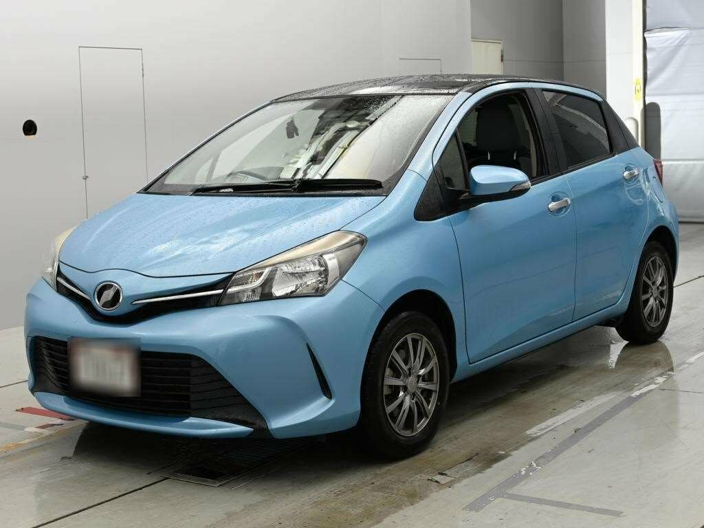 Toyota Vitz Hatchback Blue #3