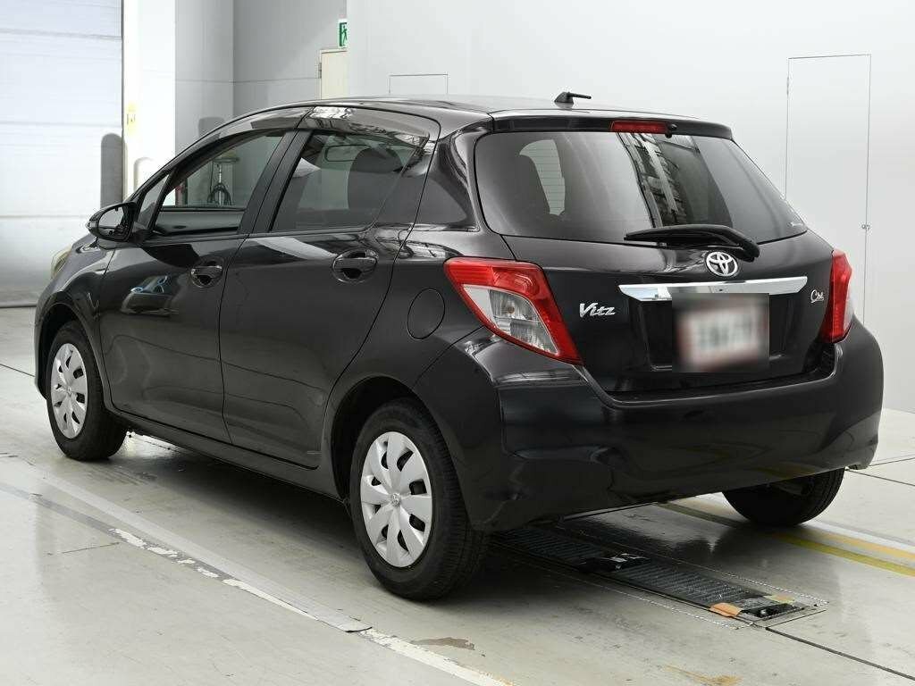 Toyota Vitz Hatchback Black #6