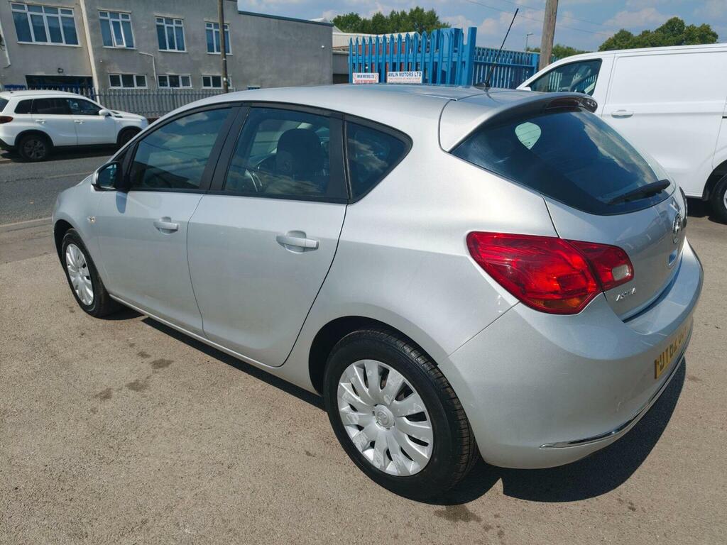 Vauxhall Astra 1.4 16V Exclusiv Euro 5 2012 Silver #6