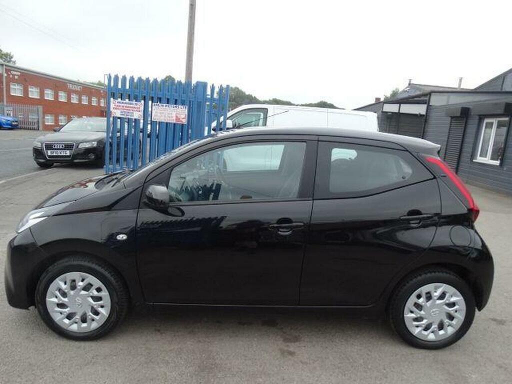 Toyota Aygo 1.0 Vvt-i X-play Euro 6 Ss 2021 Black #4