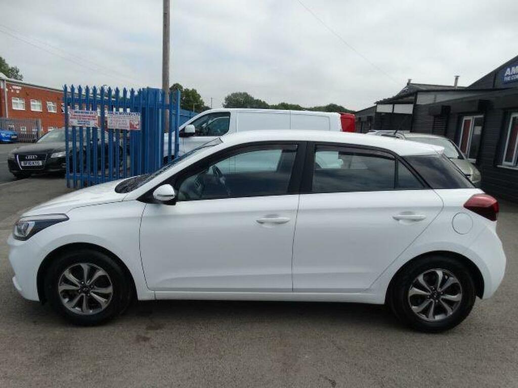 Hyundai I20 1.2 Se Launch Edition Euro 6 Ss 2019 White #4