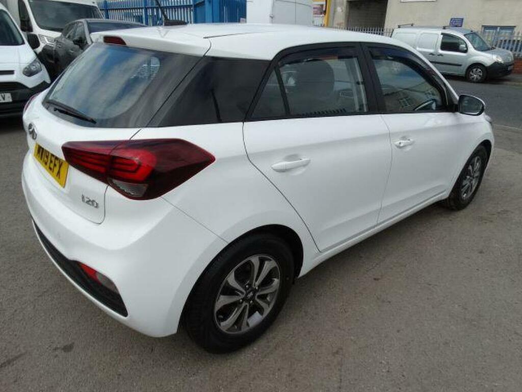 Hyundai I20 1.2 Se Launch Edition Euro 6 Ss 2019 White #6