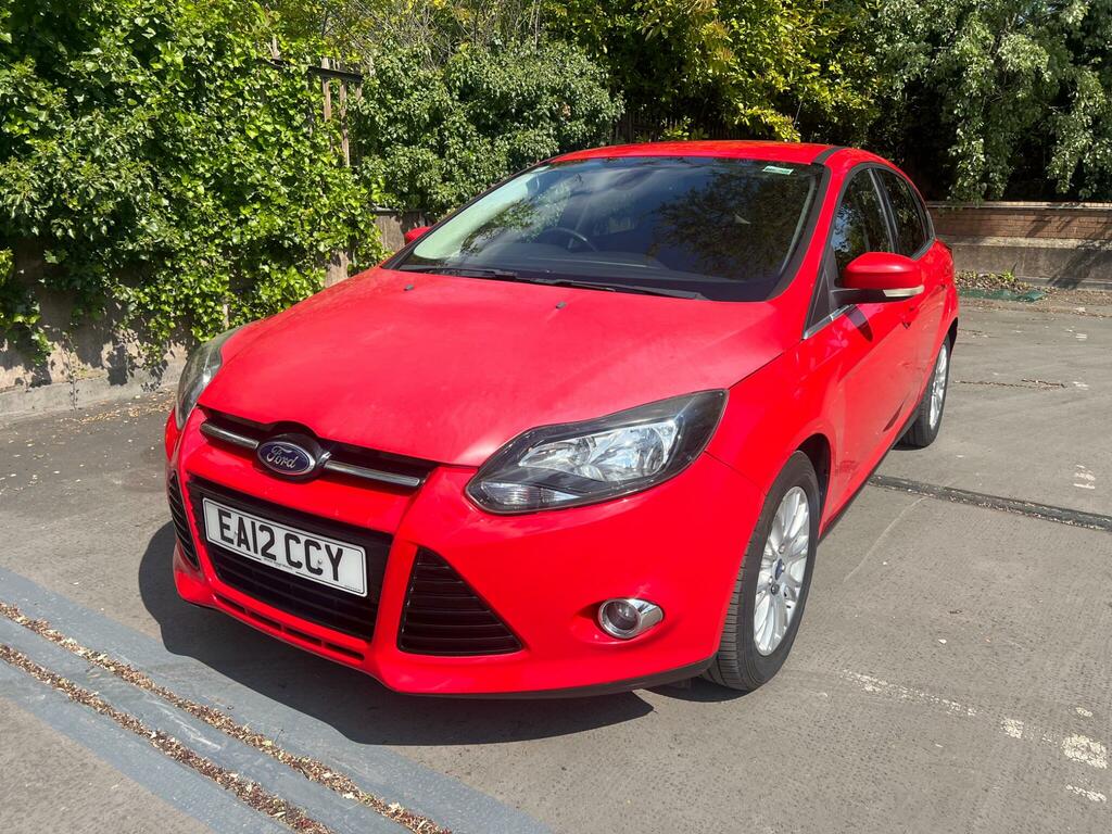Ford Focus 1.0T Ecoboost Titanium Euro 5 Ss Red #3