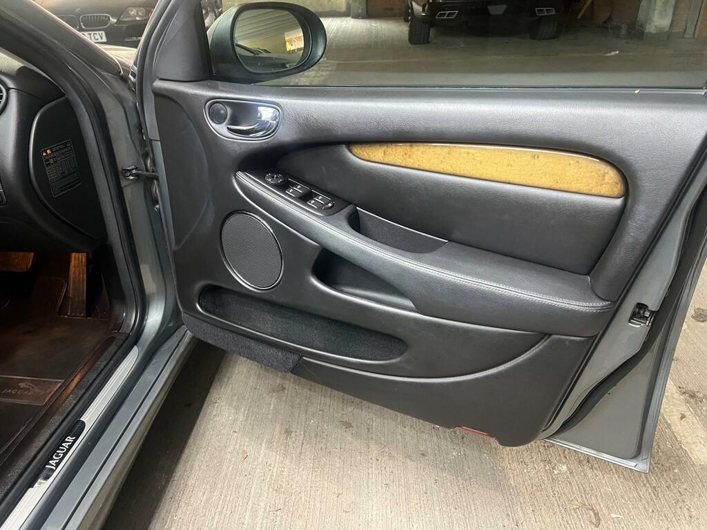 Jaguar X-Type Saloon 2.5 V6 Se Awd 200454 Green #22