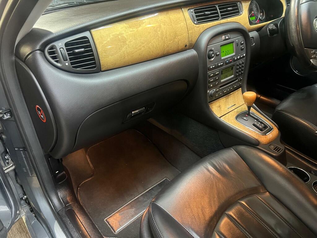 Jaguar X-Type Saloon 2.5 V6 Se Awd 200454 Green #41