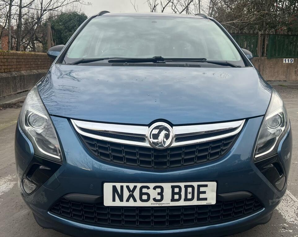 Vauxhall Zafira Tourer 2.0 Cdti Exclusiv Euro 5 Blue #3