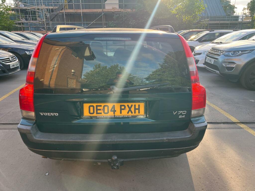 Volvo V70 2.4I 170 Bhp Se Estate Silver #7